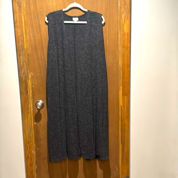Lula Roe long vest - Picture 1 of 3